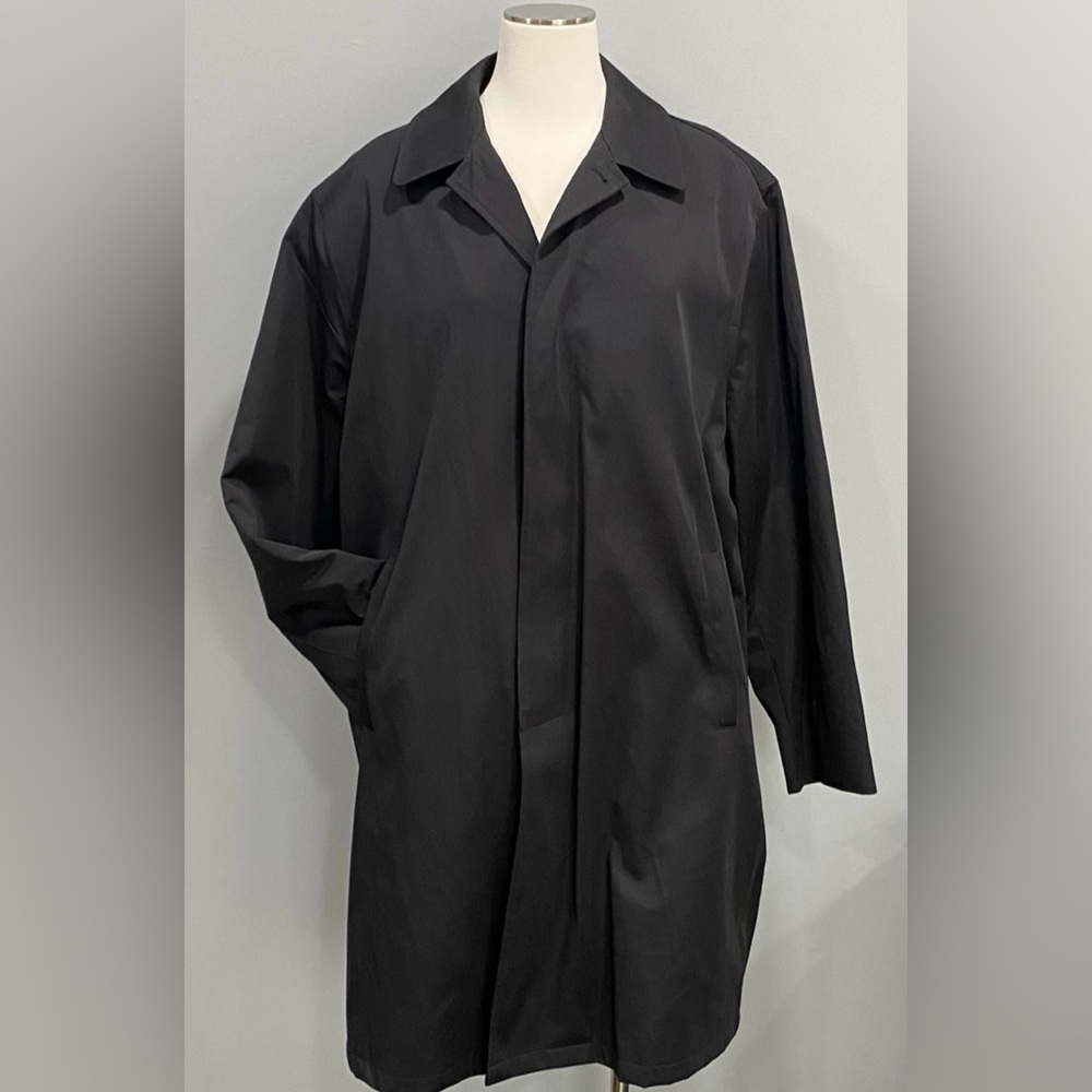 Ralph Lauren Black Trench Coat Sz 44R Zip Out Wool Liner Classic